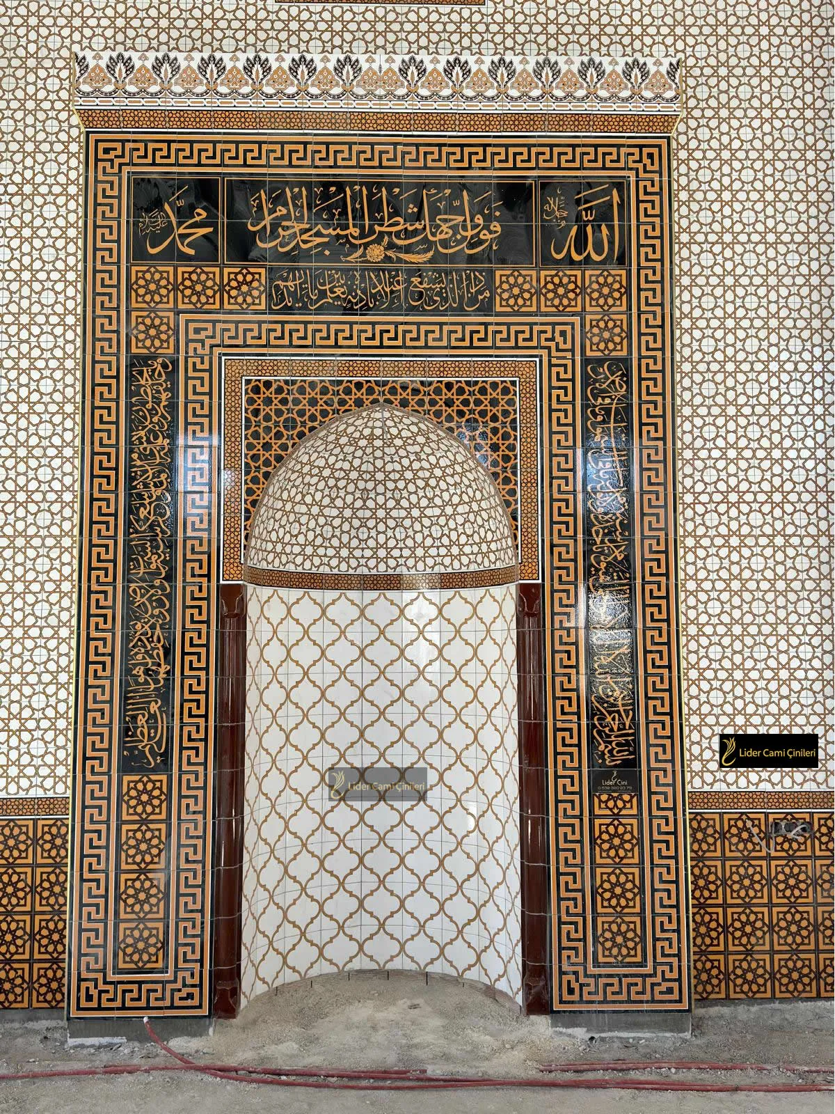 Mihrap – Ahşap Desenli Osmanlı Mihrap – MHR-035